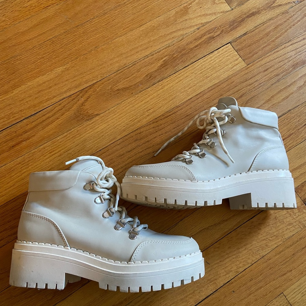 American Eagle Boots